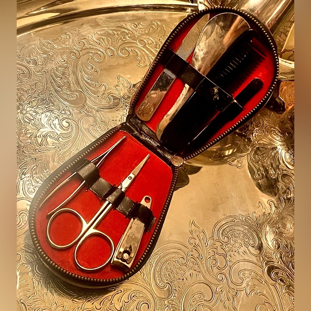 German Vintage Leather Toiletry Grooming Kit